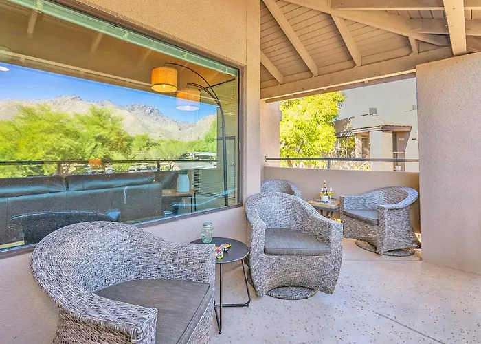 Spacious Retreat 3 King Beds Poolsspas, Mountain Views, Hikinggolf