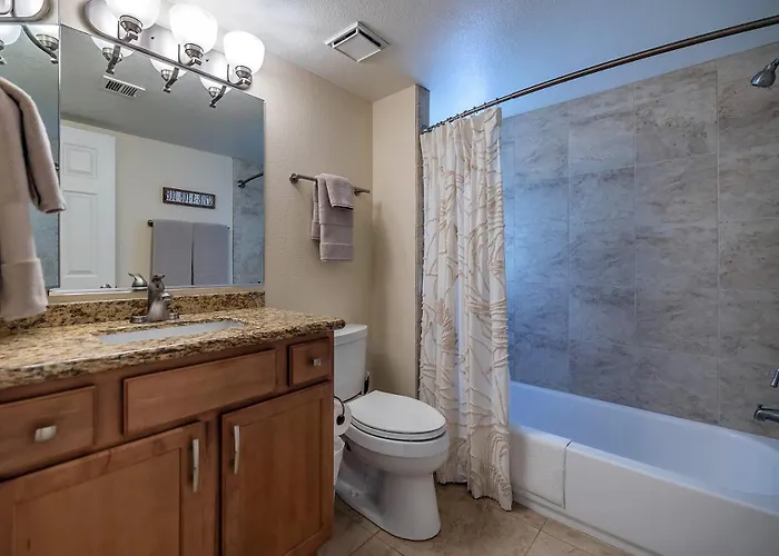 Spacious Retreat 3 King Beds Poolsspas, Mountain Views, Hikinggolf *