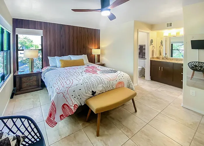 Spacious Retreat 3 King Beds Poolsspas, Mountain Views, Hikinggolf Apartament *
